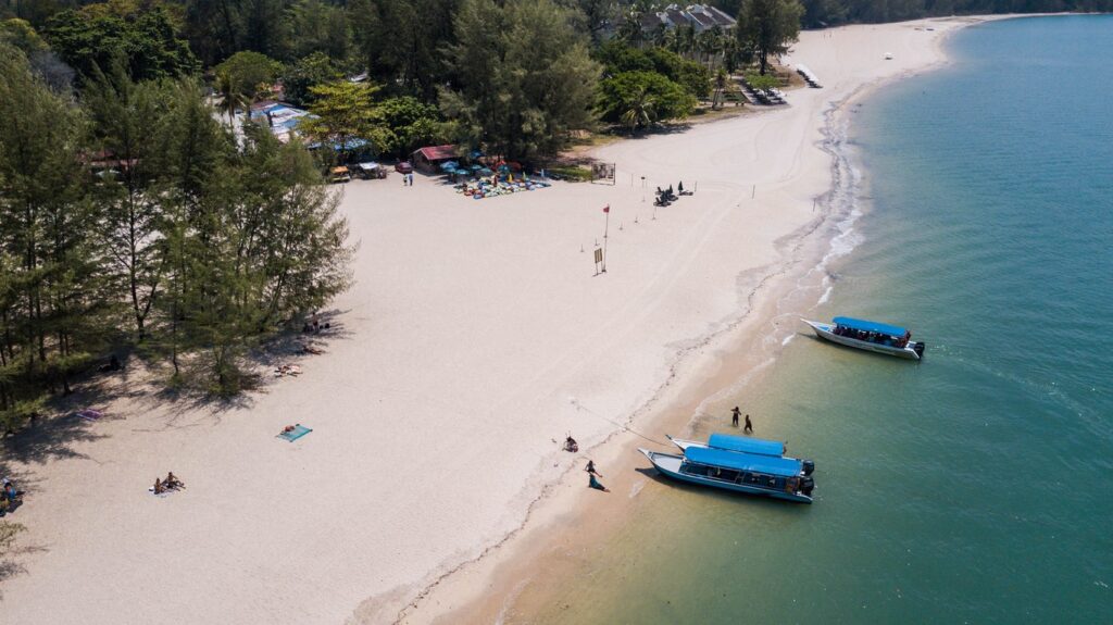 Tanjung Rhu Beach