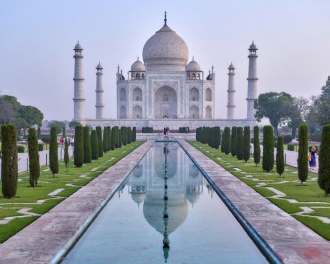 time to travel - the Taj Mahal India