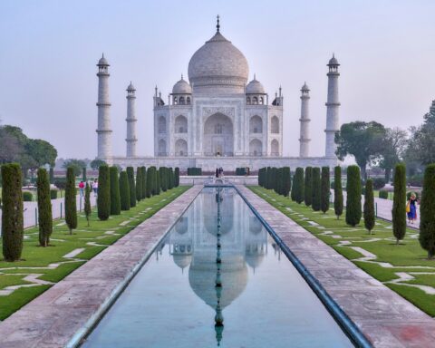 time to travel - the Taj Mahal India